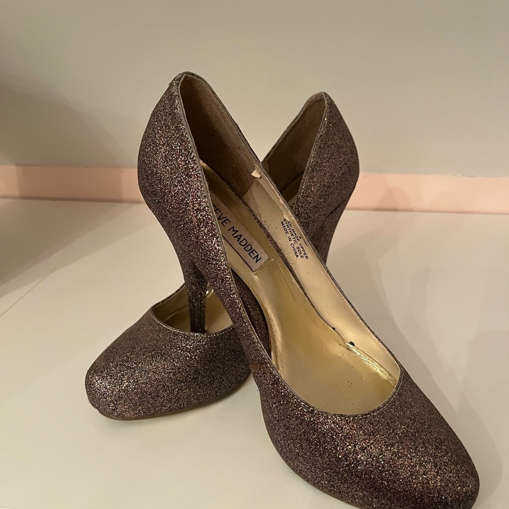 Steve Madden Glitter High Heel Pumps in Rose-Taupe